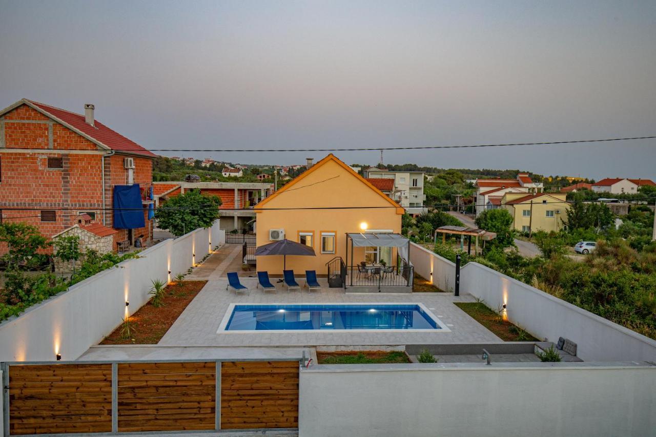 Villa Family And Friends Private Heated Pool With Jacuzzi Zadar Eksteriør billede